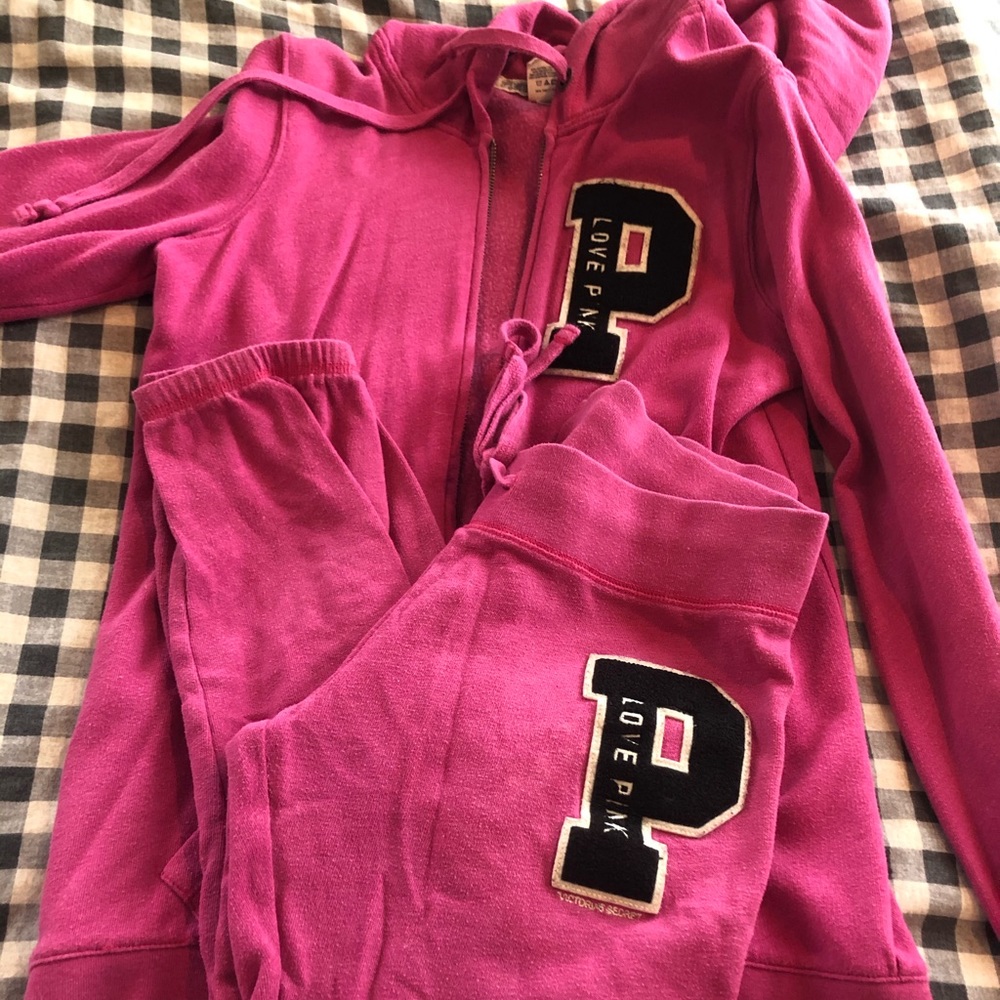 VS PINK sweatsuit. Perfect condition
